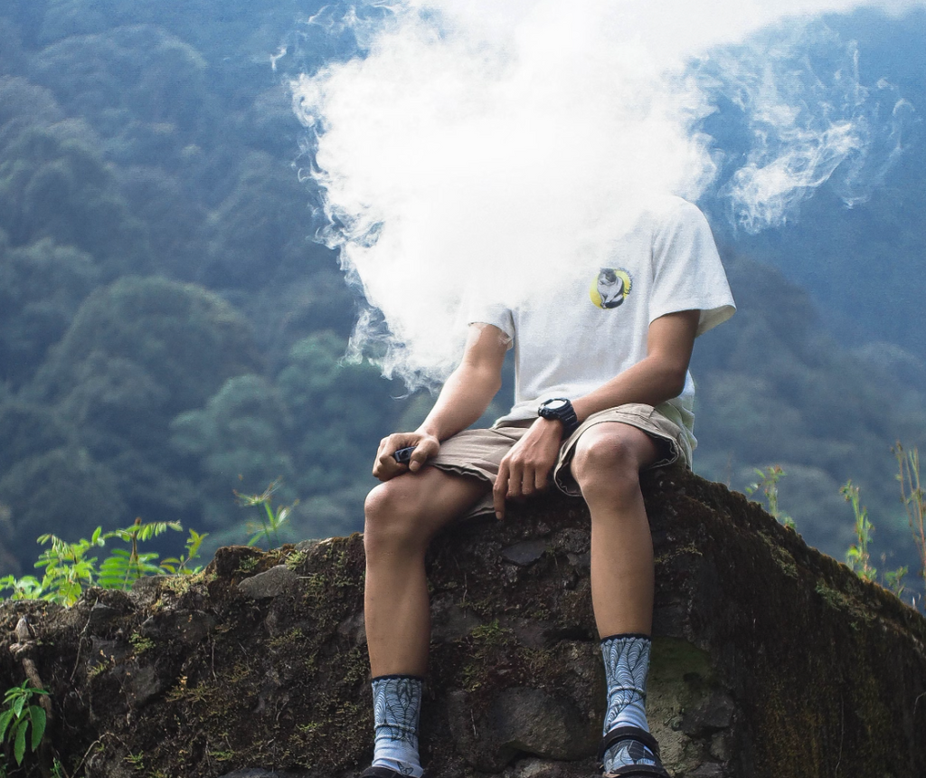 Bud Vaporizers: A Healthier, Smoother Alternative to Traditional Glass Pipes